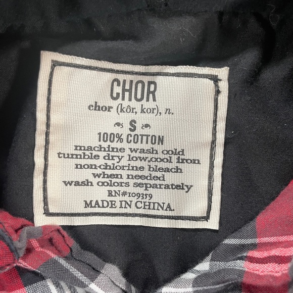 Chor long Sleeve Hooded Red & Black Plaid 100% Cotton Button Down - Size Small - Picture 5 of 5